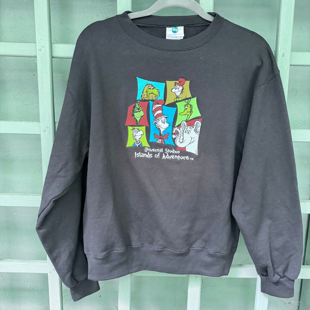 Womens Universal Studios Parks Dr Seuss Crew Embroidered Sweatshirt sz L Kidcore